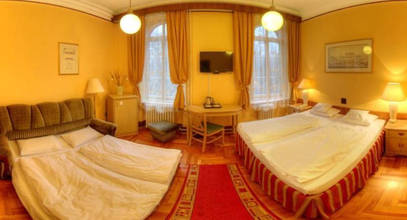 Hotel Omnibusz บูดาเปสต์ ภายนอก รูปภาพ